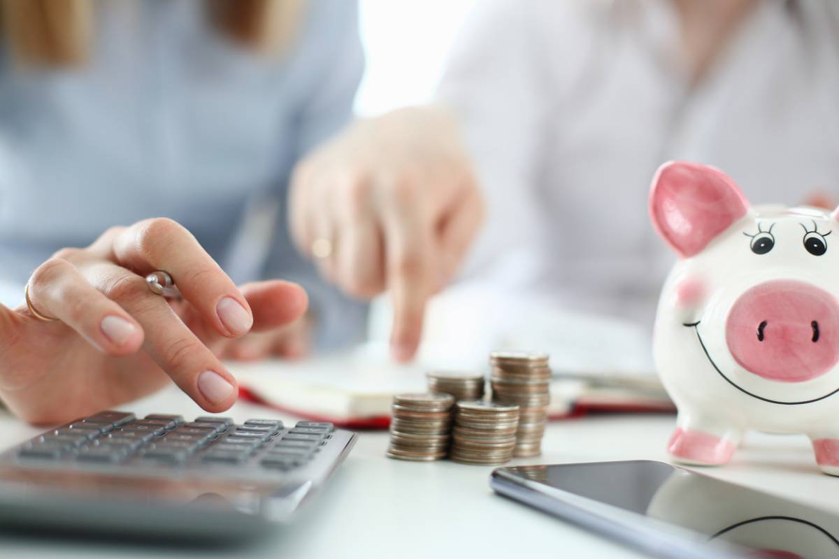 Un seul crédit au lieu de plusieurs : simplifiez votre vie financière